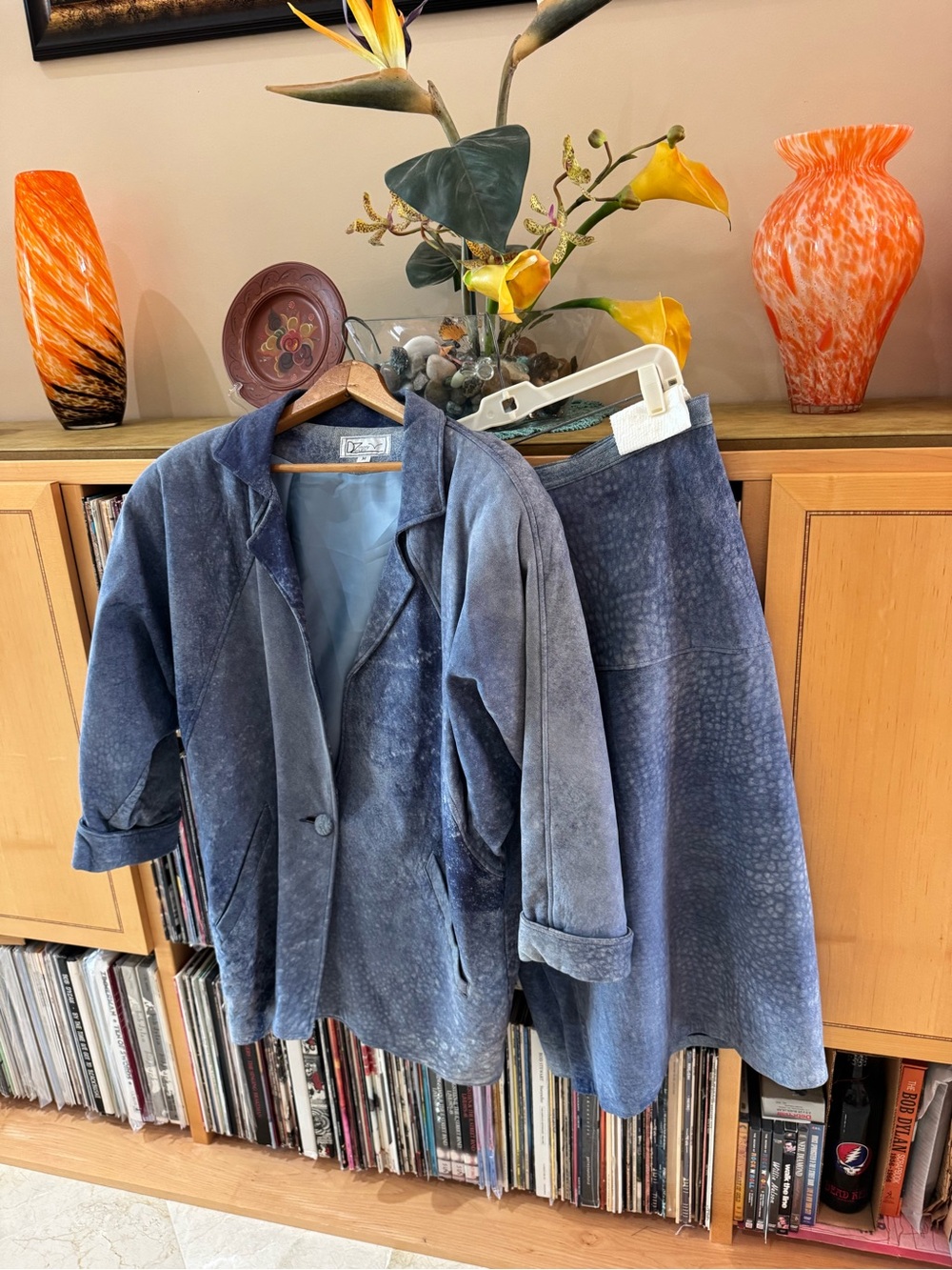 PRICE DROP: VTG.80s, MARY DZENUTIS, MADE in USA, M(jkt),10(skirt), SUEDED LTHR
